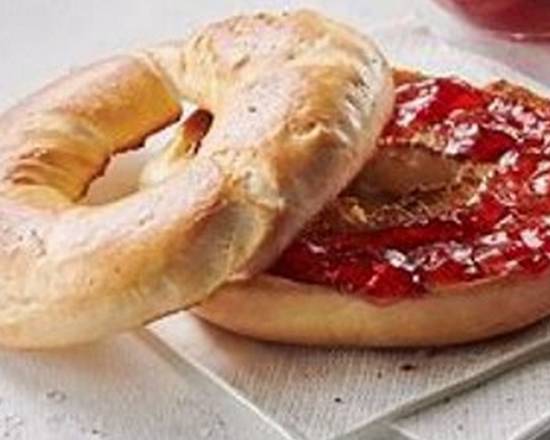 Order Jam Bagel food online from Shayna's Place store, Dallas on bringmethat.com