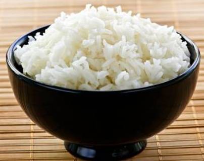 Order Arroz Blanco / White rice food online from Flavors Of Heaven store, Saint Cloud on bringmethat.com