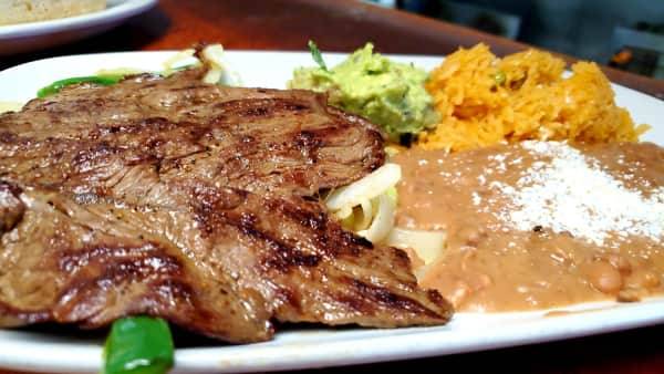 Order Plato De Carne Asada food online from Los Juniors Mariscos store, Gilroy on bringmethat.com