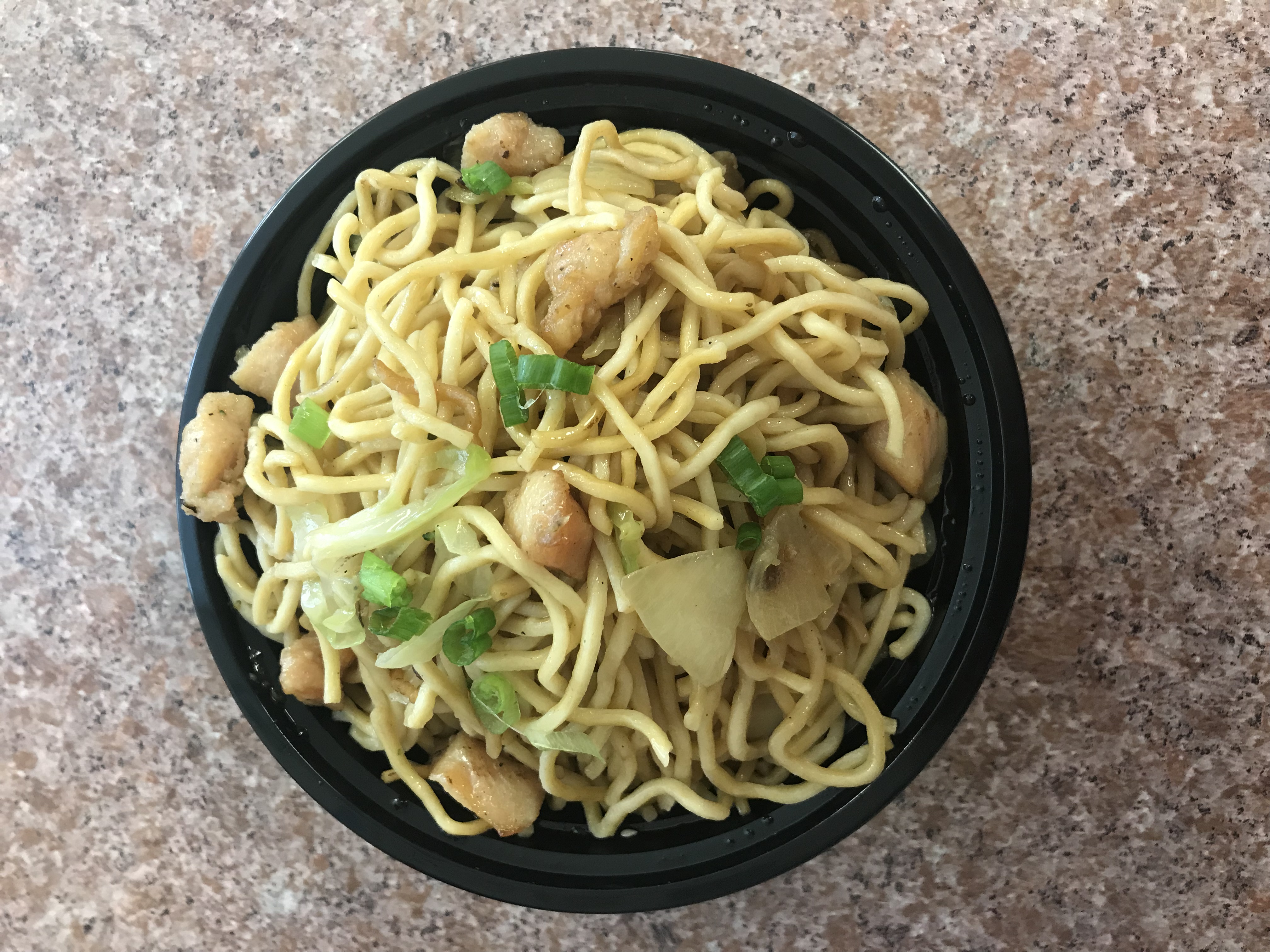 Order Chicken Chow Mein food online from Golden China store, Vancouver on bringmethat.com
