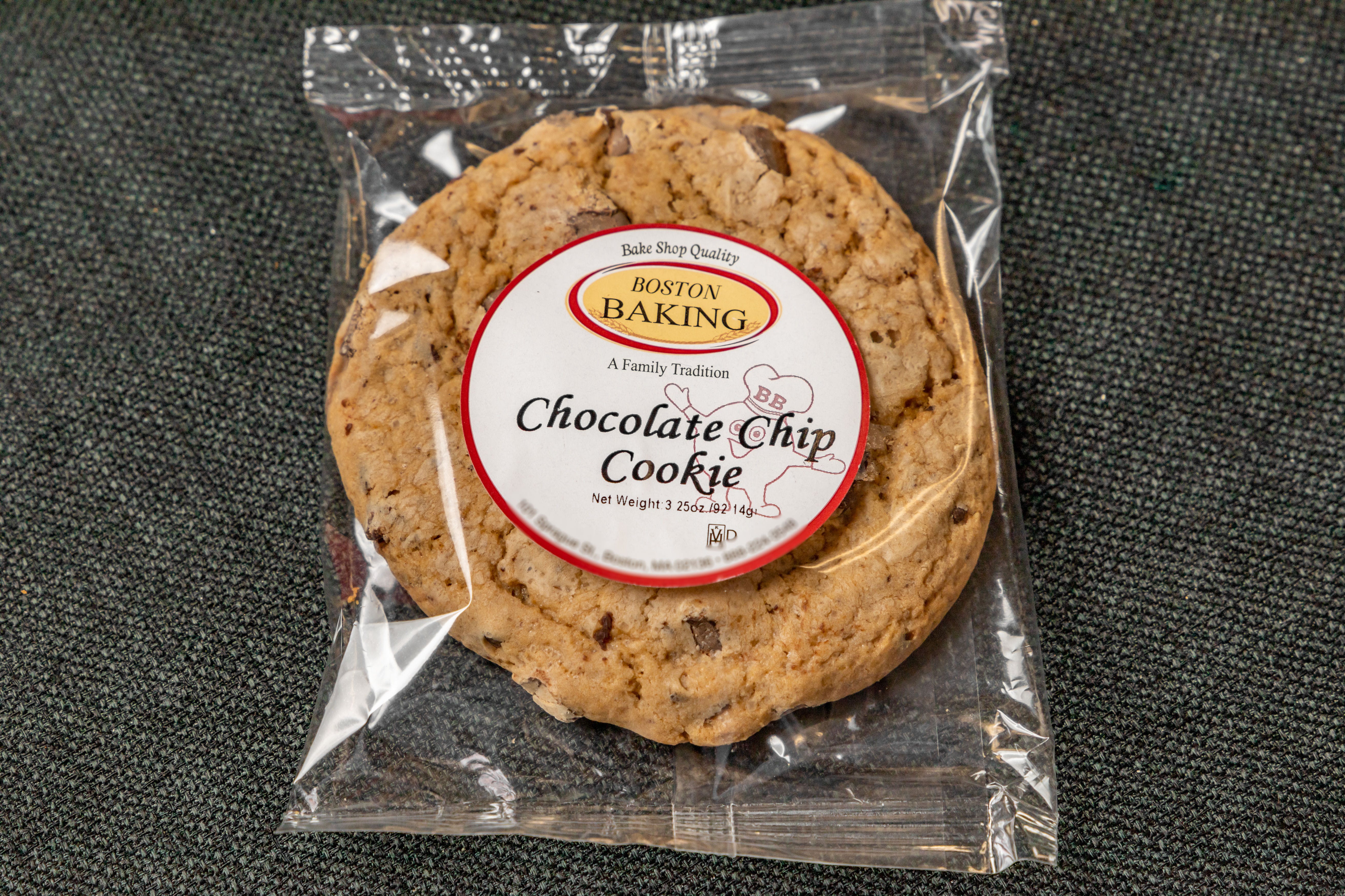 Order Chocolate Chip Cookies - Dessert food online from Mingaliens Trattoria store, Natick on bringmethat.com