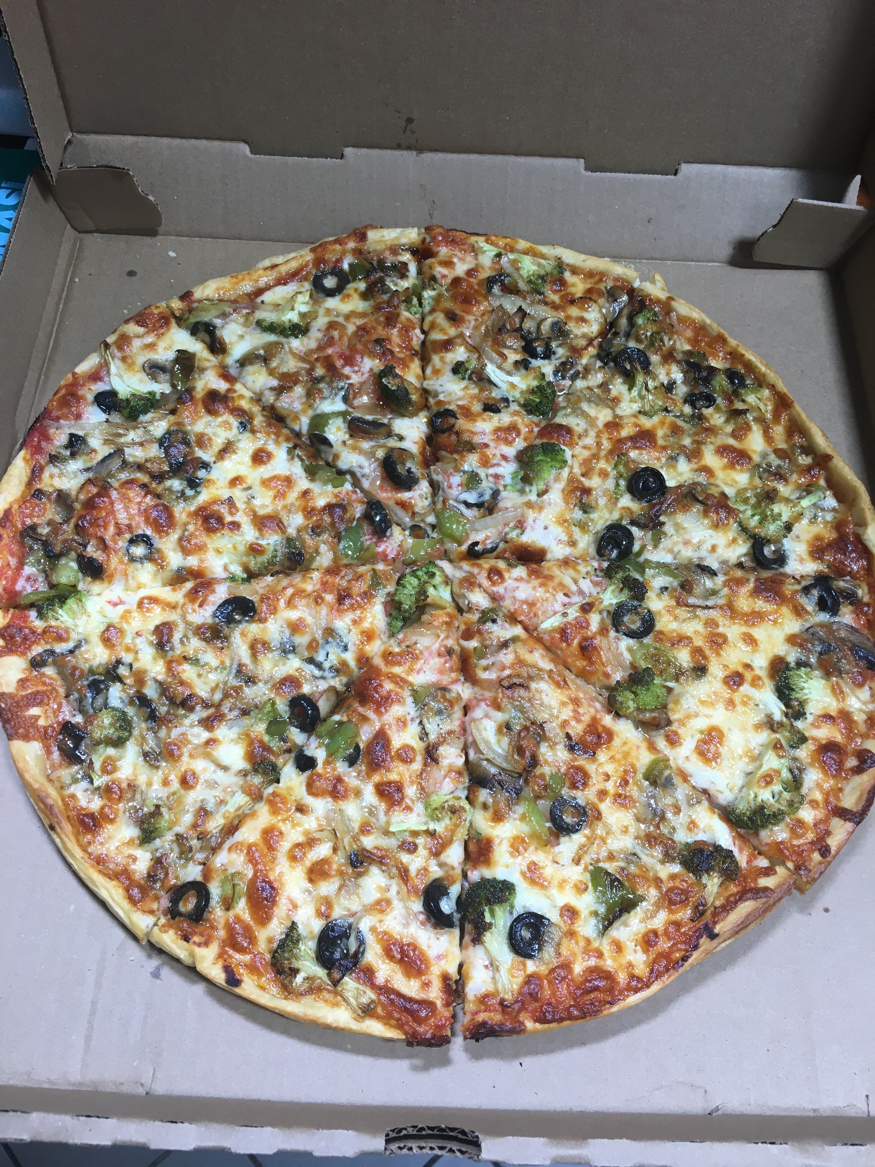 Order Greek Island Pizza - Small 10'' (6 Slices) food online from Arboretum store, Roslindale on bringmethat.com