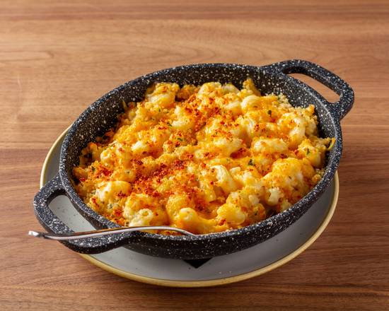 Order Makers Mac & Cheese food online from Maker Union store, Hunter Mill on bringmethat.com