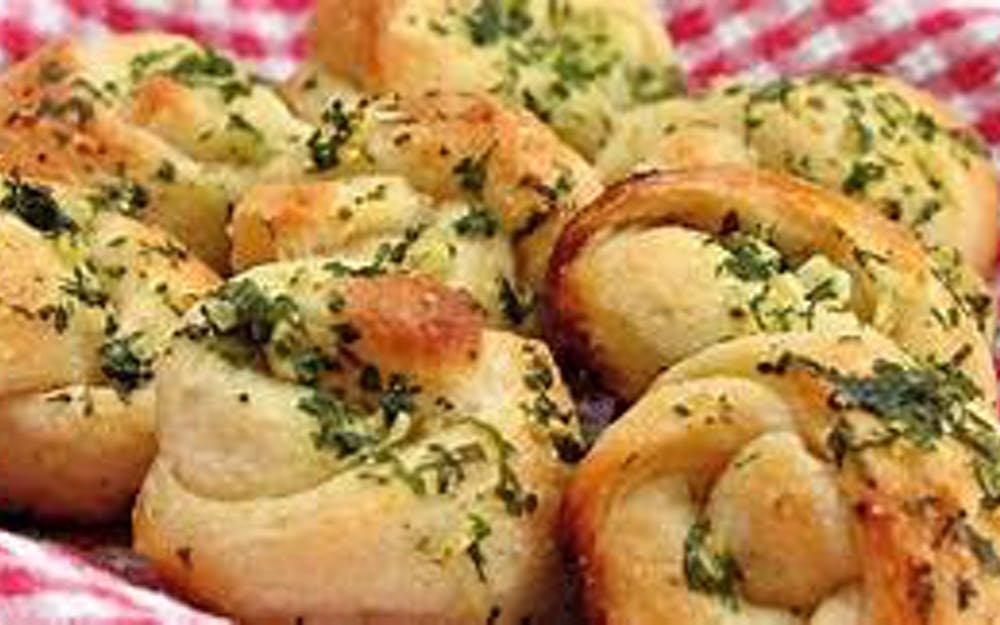Order Garlic Knots - 6 Pieces food online from Pino's Pizzeria store, Easton on bringmethat.com