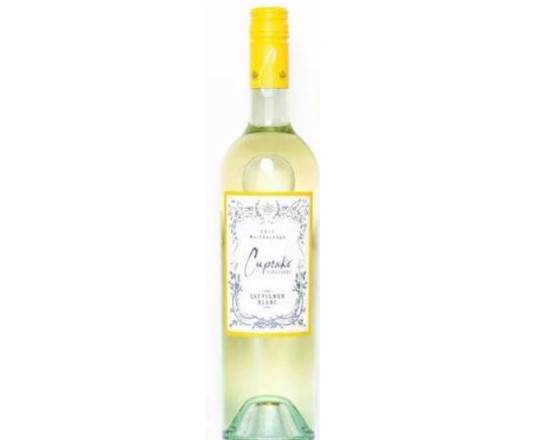 Order Cupcake Sauvignon Blanc, 750mL wine (12.5% ABV) food online from Cold Spring Liquor store, Liberty Hill on bringmethat.com