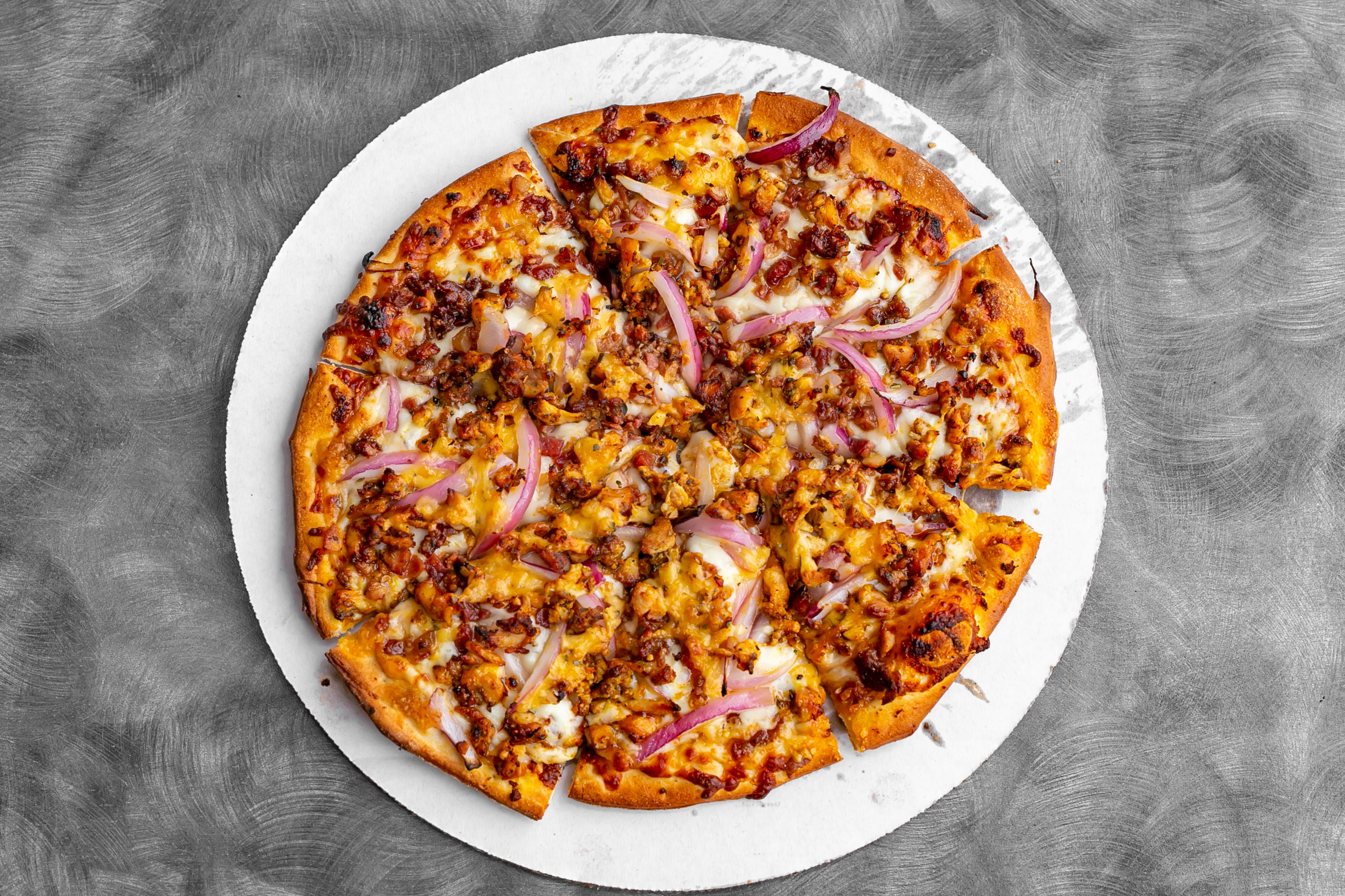 Order BBQ Chicken Pizza - Small 10'' food online from Luna Pizza Kitchen store, Dublin on bringmethat.com