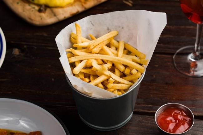 Order French Fries food online from Union Pizza Works store, Brooklyn on bringmethat.com