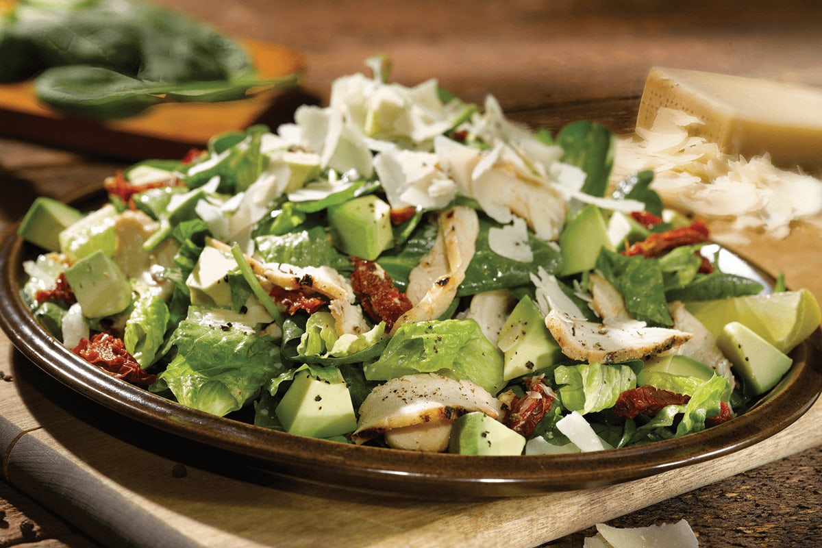 Order SPINACH, CHICKEN & AVOCADO SALAD food online from Old Chicago 59 store, Olathe on bringmethat.com
