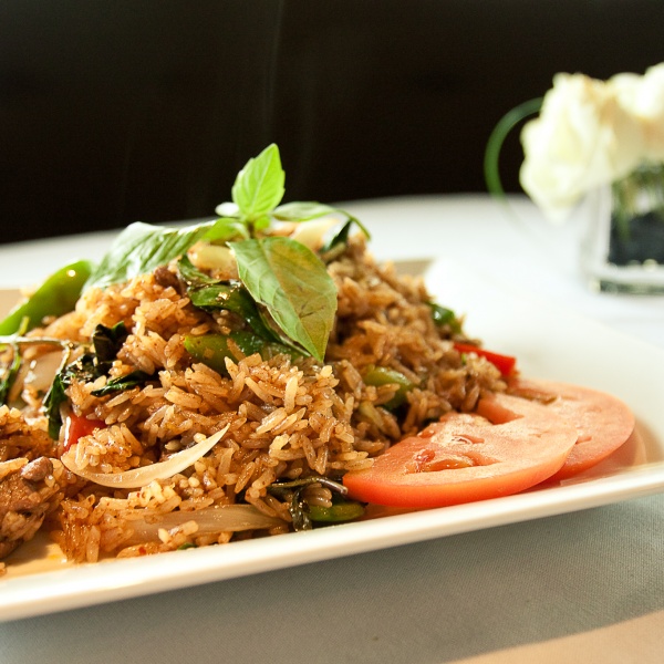 Order Chili Fried Rice food online from Bai Tong Thai Restaurant store, Issaquah on bringmethat.com