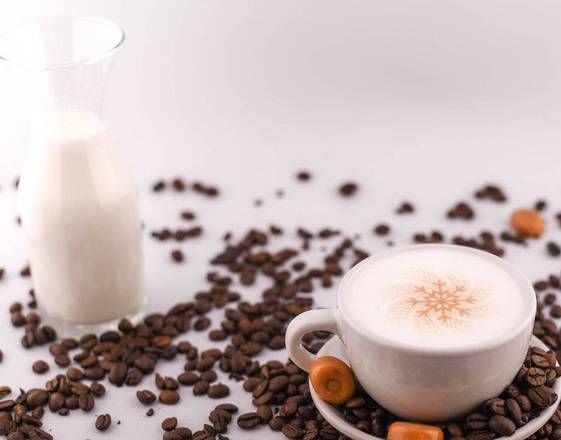 Order Hot Caramel Macchiato food online from Romantica Cafe store, Dearborn on bringmethat.com