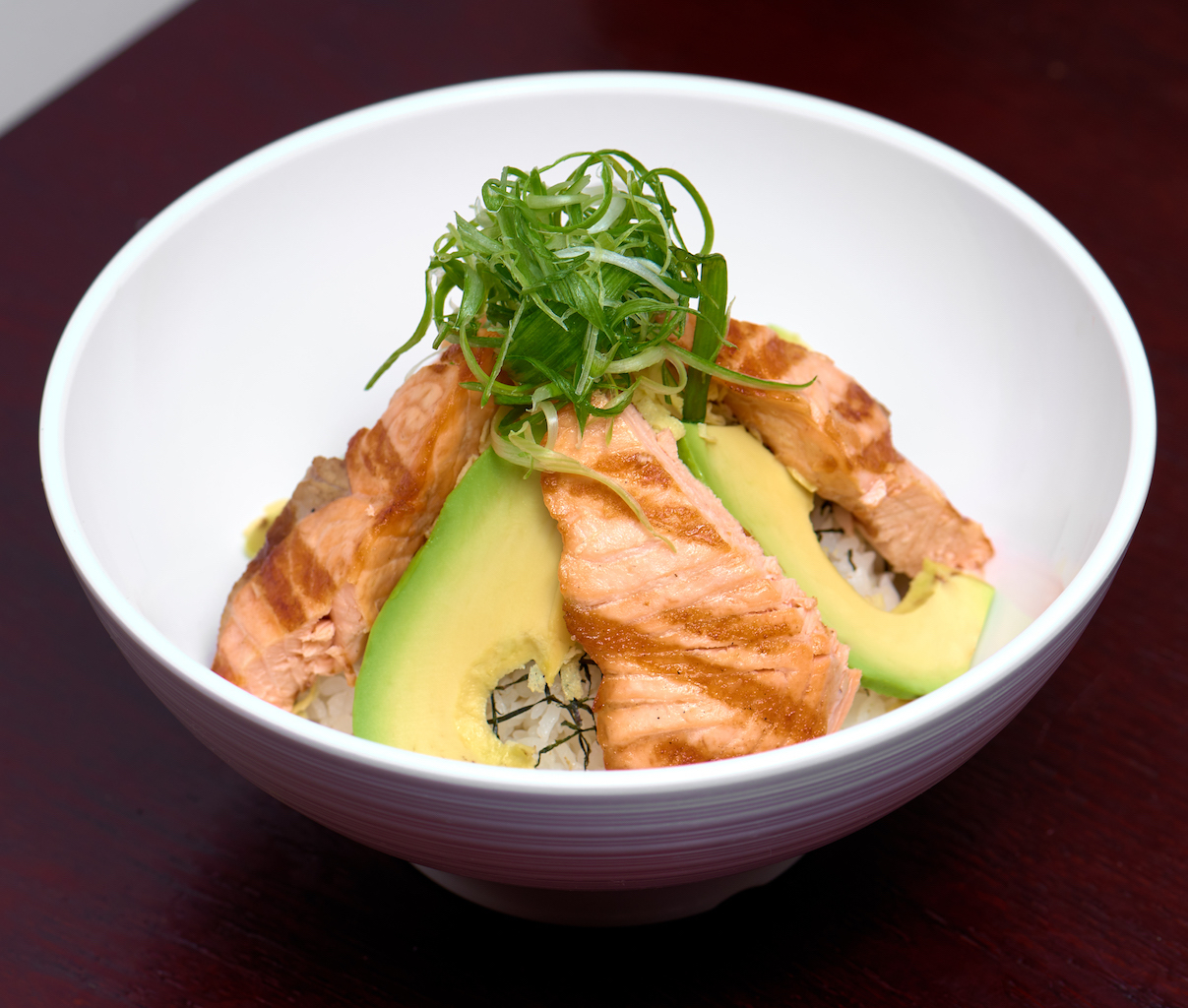 Order Avocado Salmon Donburi  food online from Teishokuya Of Tokyo store, Los Angeles on bringmethat.com