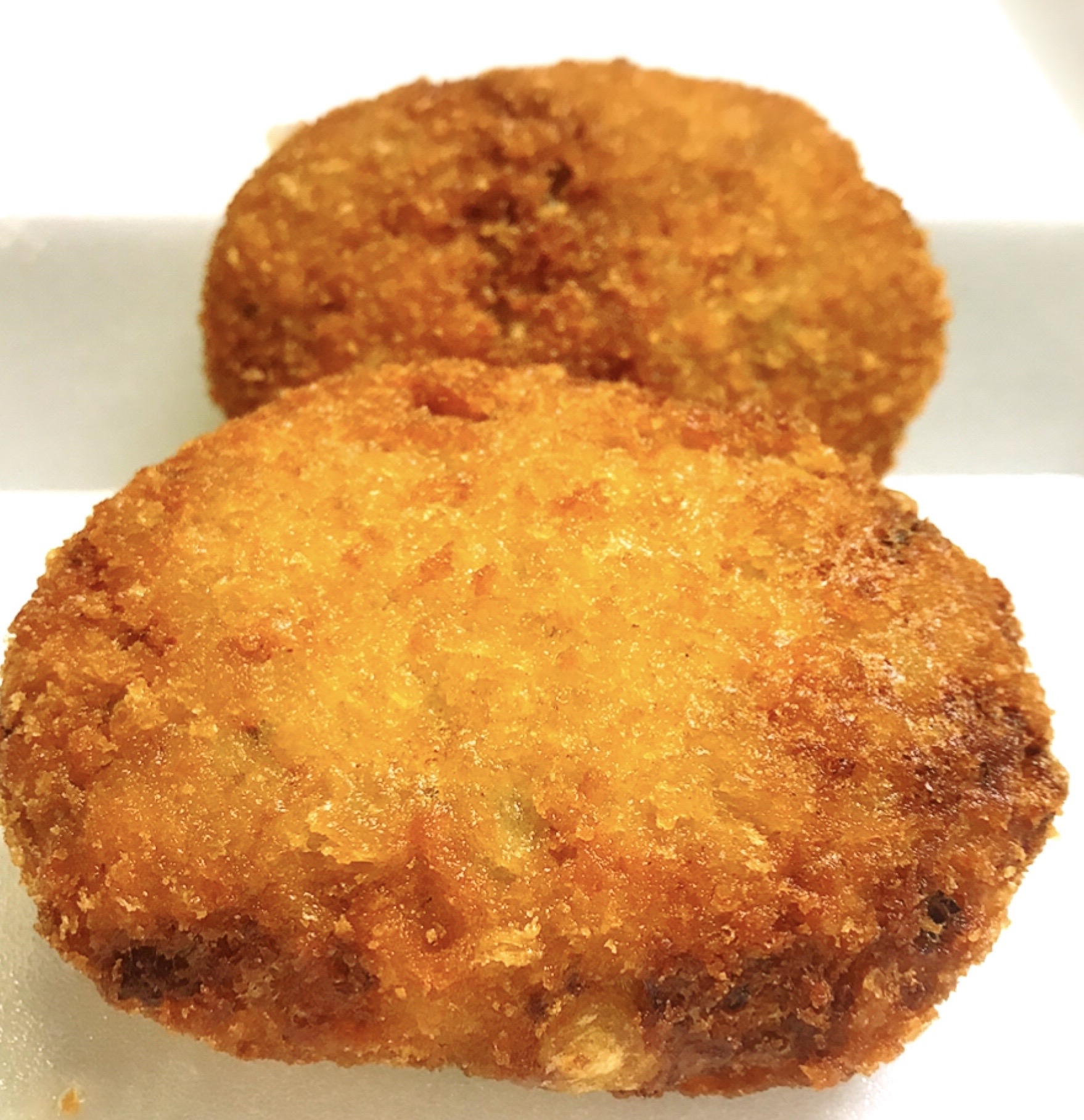 Order Crab Cake food online from Kitchen 79 Fried Chicken store, Philadelphia on bringmethat.com