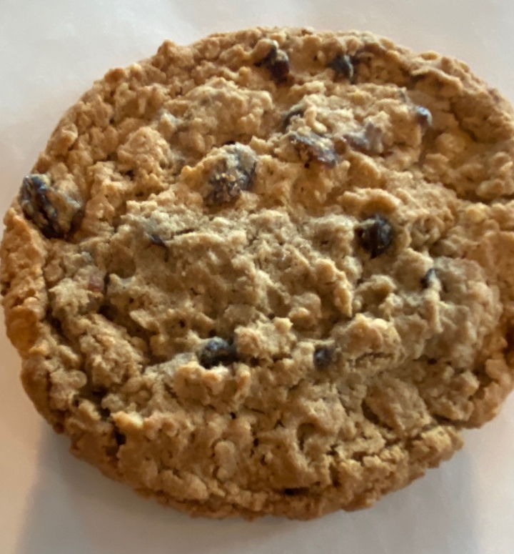 Order *Oatmeal Raisin Cookie food online from Pellegrino's Deli Cafe store, Rochester on bringmethat.com