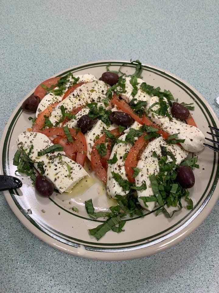 Order Caprese Salad - Salad food online from Merone's Buon Appetito NY Pizza store, Chantilly on bringmethat.com