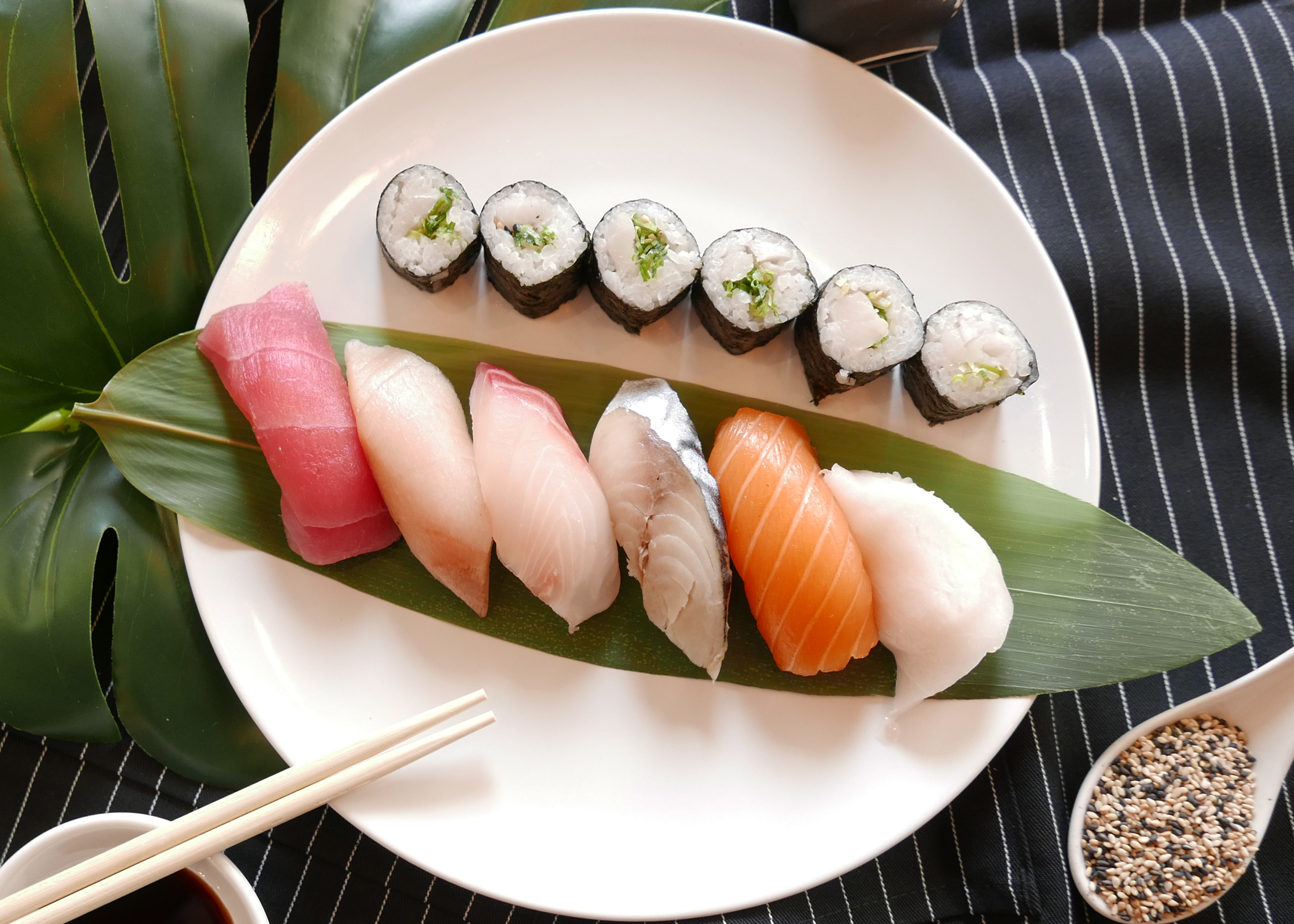 Order Classic Sushi food online from Shinju Sushi store, Chicago on bringmethat.com