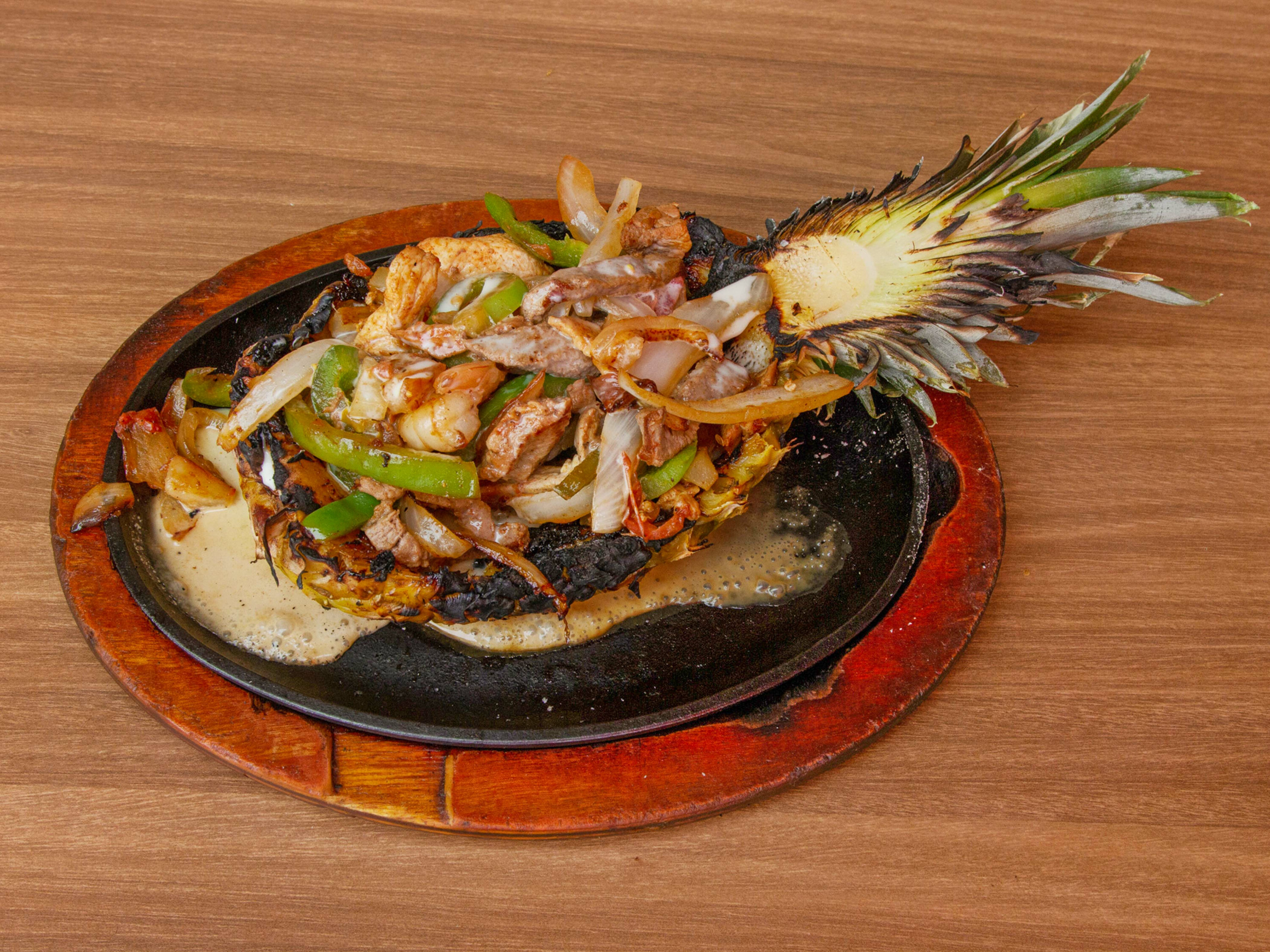Order Pineapple Fajitas food online from Amigo's Tequila Mexican Grill - Harvest Mill Way store, Knoxville on bringmethat.com
