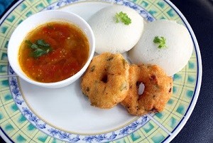 Order Idli Vada combo (2 pcs each) food online from Chef of India store, Jersey City on bringmethat.com