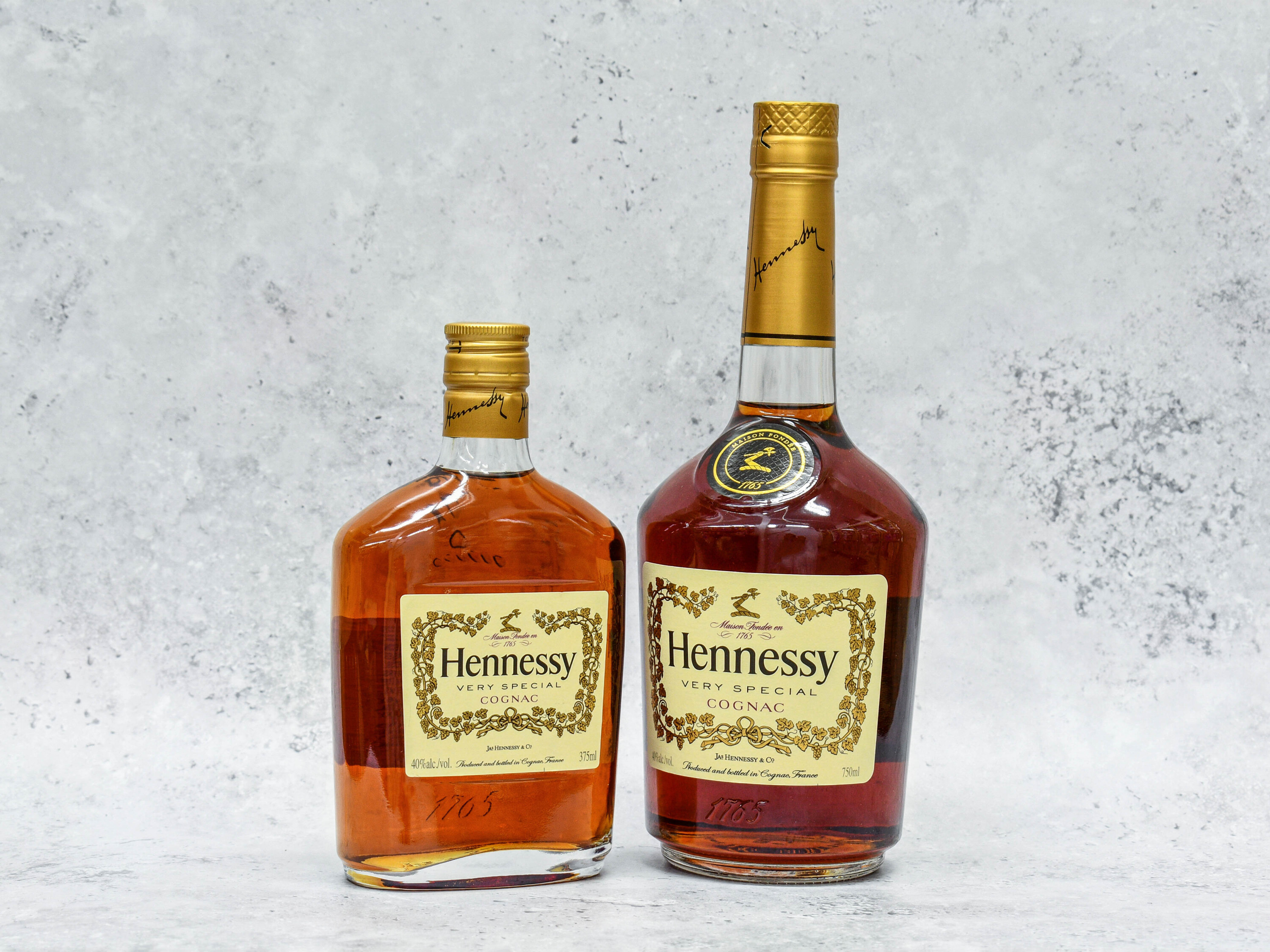 Order Hennessy Very Special food online from A & W Liquor store, La Mesa on bringmethat.com