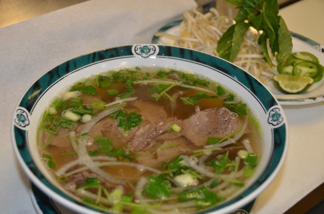 Order #6 Welldone Beef Noodle Soup food online from Pho City store, Seattle on bringmethat.com