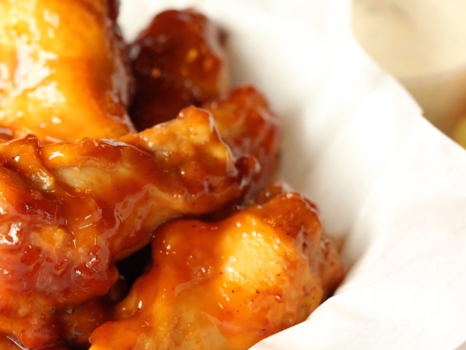 Order Wings food online from Palio Pizza Cafe store, Allen on bringmethat.com
