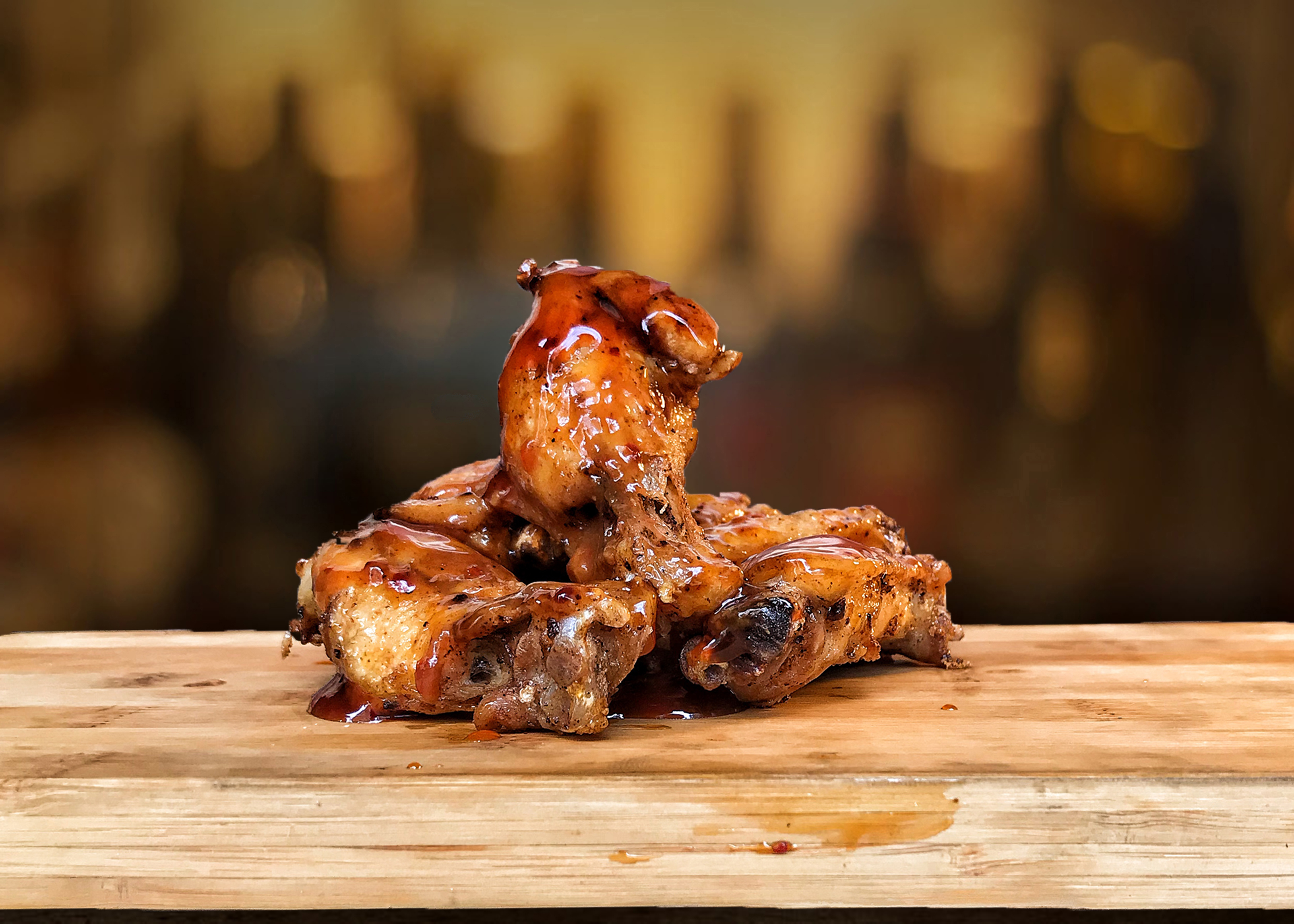 Order Mango Habanero Wings  food online from Wing O Maniac store, Los Angeles on bringmethat.com