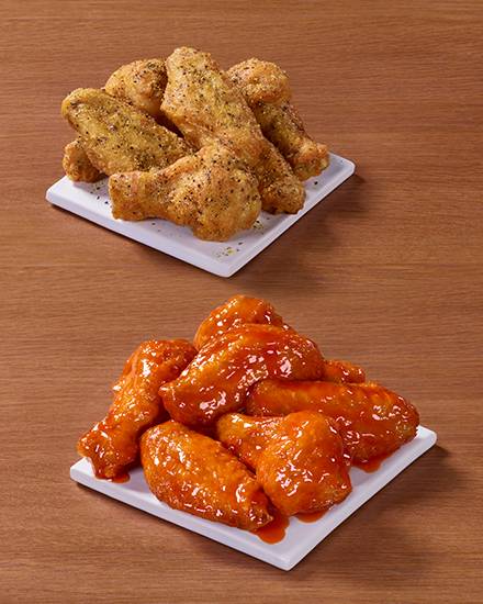 Order 12 Traditional Wings food online from Pizza Hut store, Los Lunas on bringmethat.com