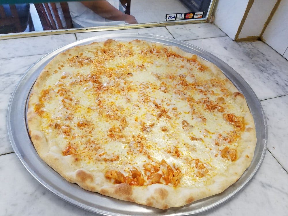 Order Buffalo Chicken Pizza - Medium 14'' (6 Slices) food online from Papi Pizzeria store, Browns Mills on bringmethat.com