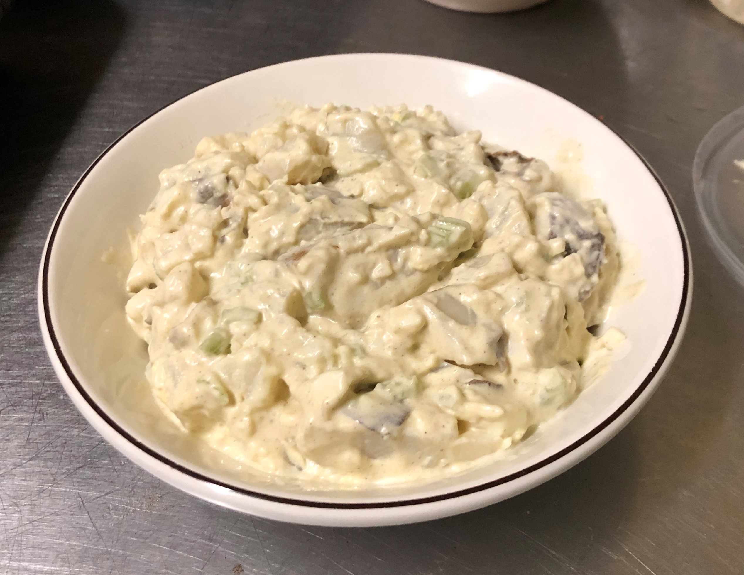 Order 1 lb. Homemade Potato Salad food online from Brookside Country Maid Deli store, Newark on bringmethat.com
