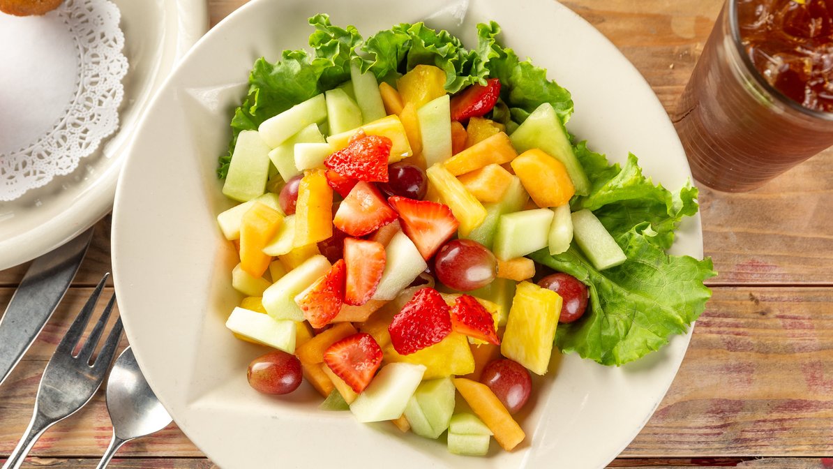 Order Extra-Large Fruit Bowl Salad food online from Savannah Cafe & Bakery store, Pasadena on bringmethat.com