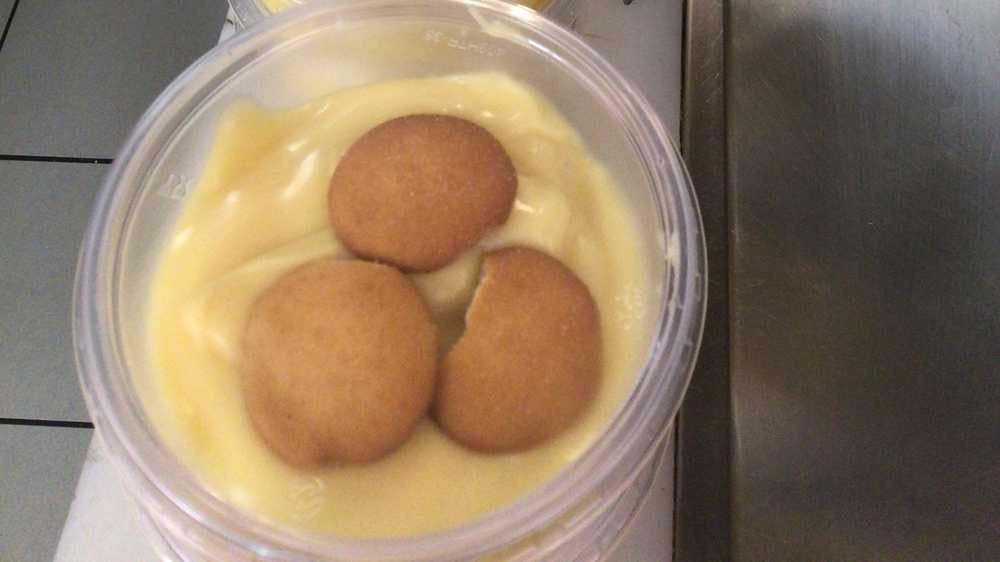 Order Banana Pudding - Appetizer food online from Super Kennedy Chicken store, Bronx on bringmethat.com