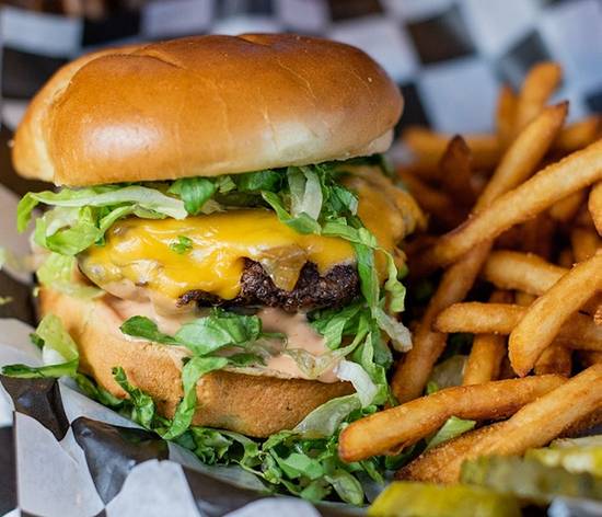 Order Boulder Gourmet Cheeseburger food online from The Boulder Tap House store, Rochester on bringmethat.com