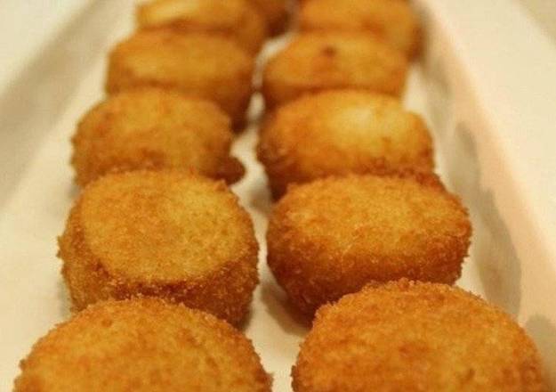 Order Fried Scallops (10 pcs) food online from Grace Chinese Food II store, New York on bringmethat.com