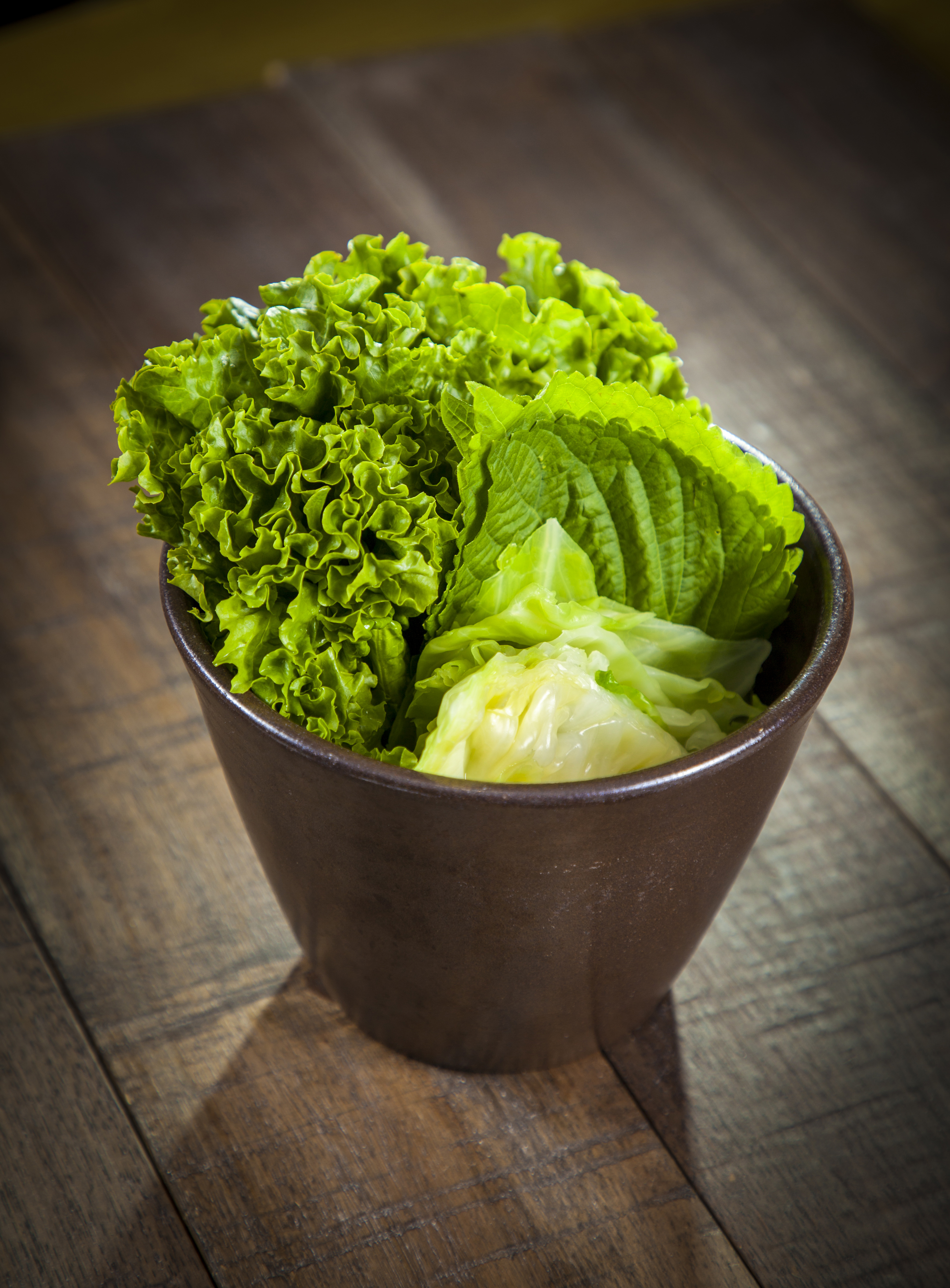 Order Lettuce for Wrapping - 쌈 food online from Yellow Cow Korean Bbq store, Gardena on bringmethat.com