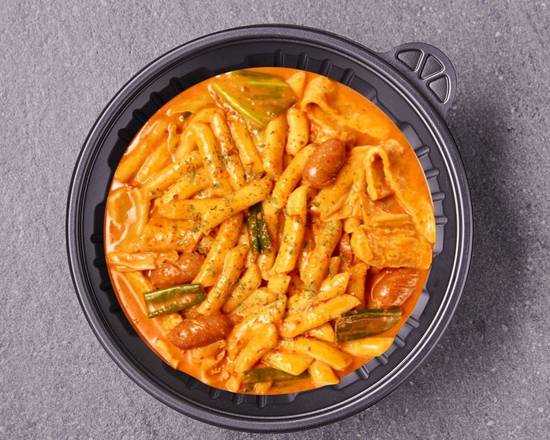 Order Creamy RoseSpicy Rice Cake (로제떡볶이) food online from MooBongRi store, Oakland on bringmethat.com