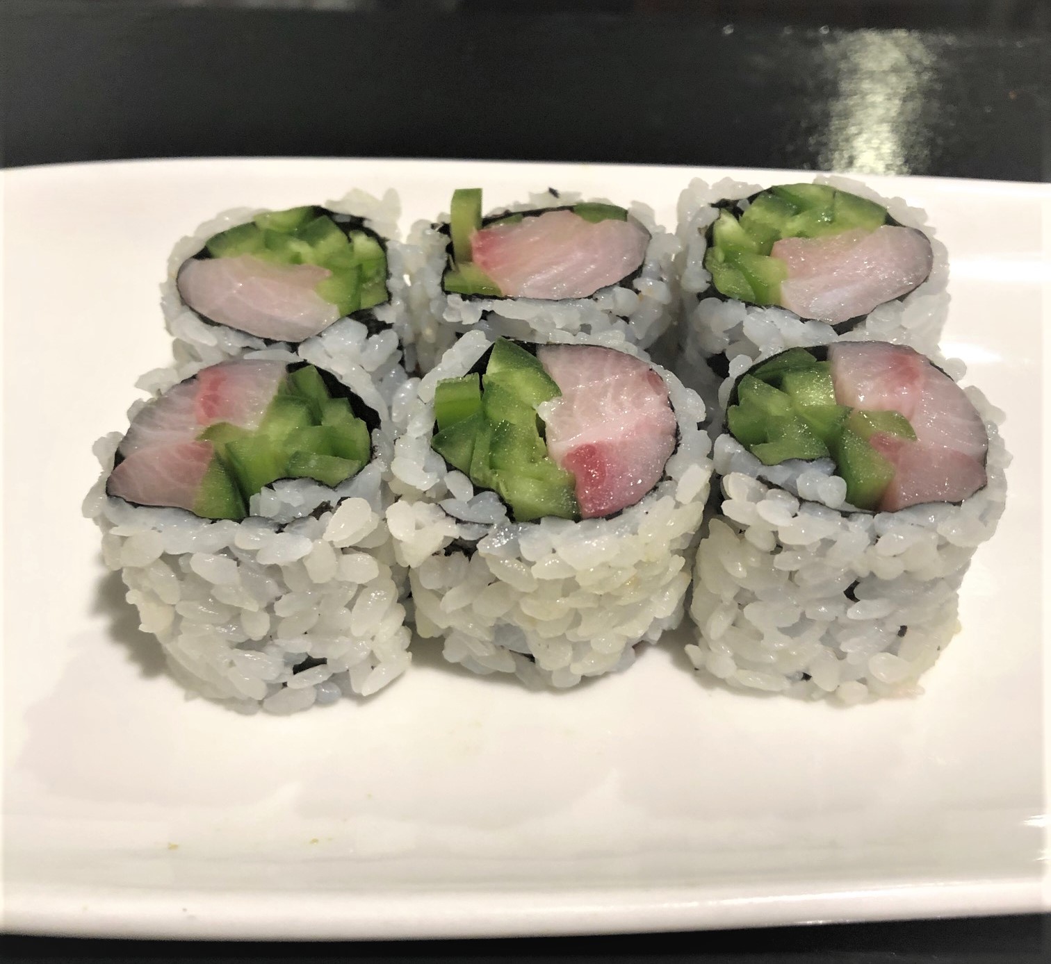 Order Yellowtail Jalapeno Roll food online from Sushi para japanese restaurant store, New York on bringmethat.com