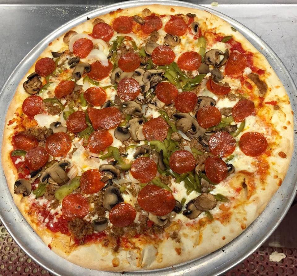 Order DELUXE food online from Pisano's NY Style Pizzeria store, Kennesaw on bringmethat.com
