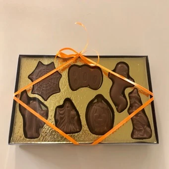 Order Halloween Plaque food online from Gene & Boots Candies store, Perryopolis on bringmethat.com
