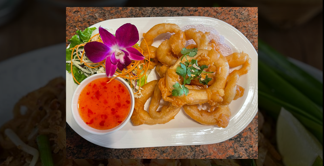 Order 10. Fried Calamari food online from Thonglor Thai Bistro store, San Mateo on bringmethat.com