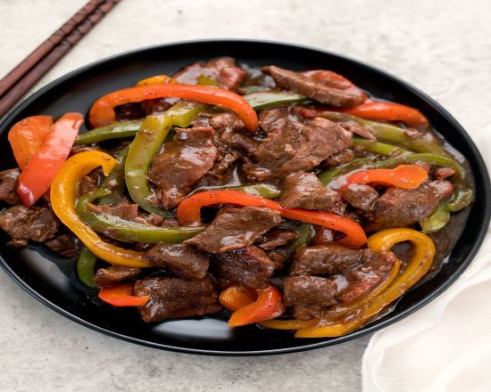 Order Pepper Steak food online from Satto Thai And Sushi store, Atlanta on bringmethat.com