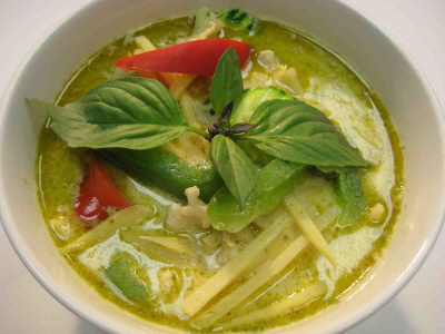 Order 53. Green Curry food online from Somboon Thai Food store, Santa Ana on bringmethat.com