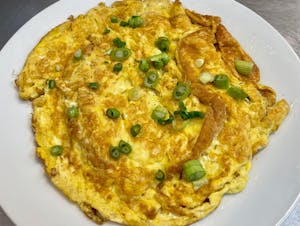 Order E11. Thai Der Omelette food online from Thai Der store, Las Vegas on bringmethat.com