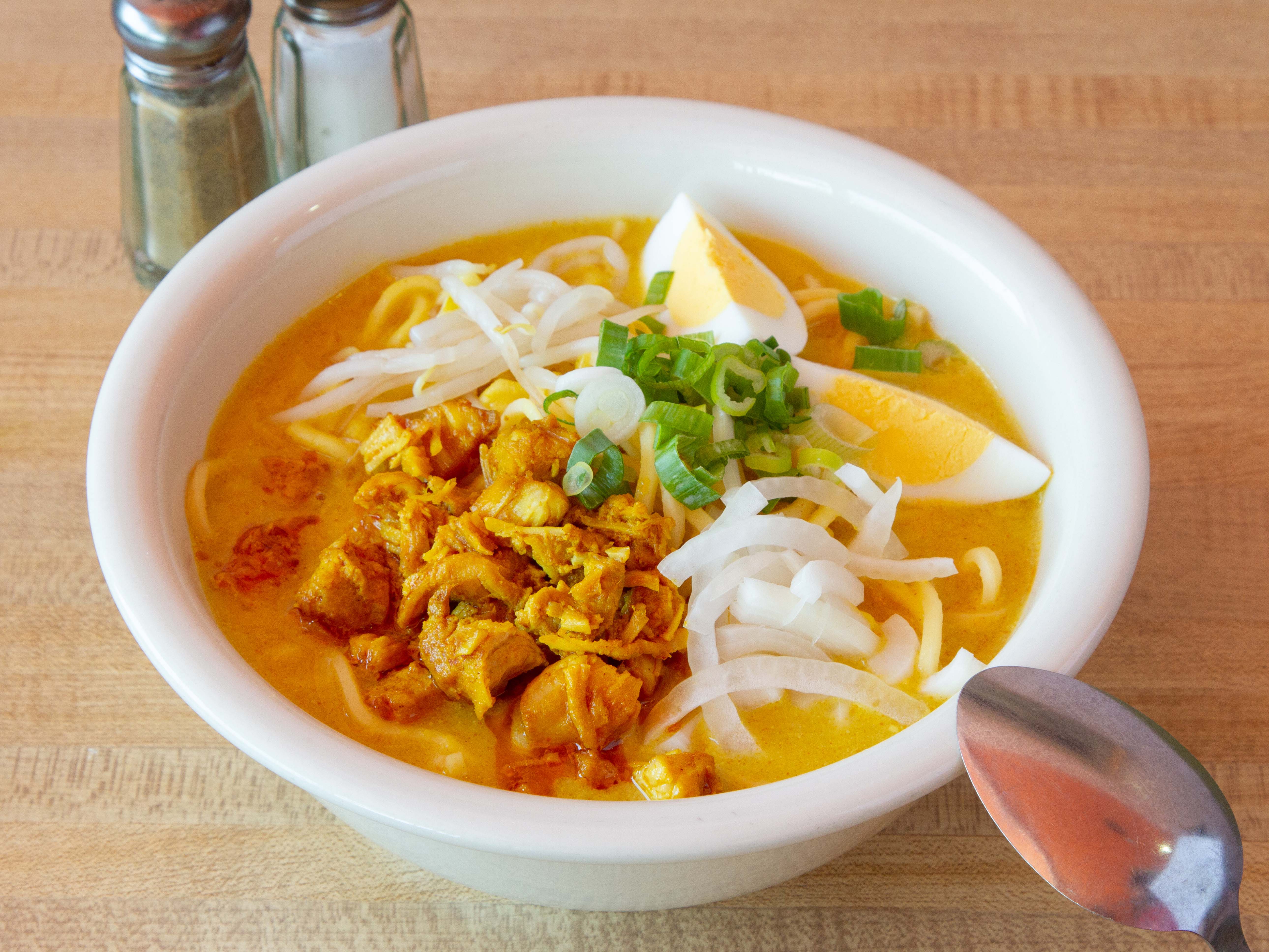 Order Coconut Noodle Soup with Chicken food online from Yoma Burmese Restaurant store, Allston on bringmethat.com