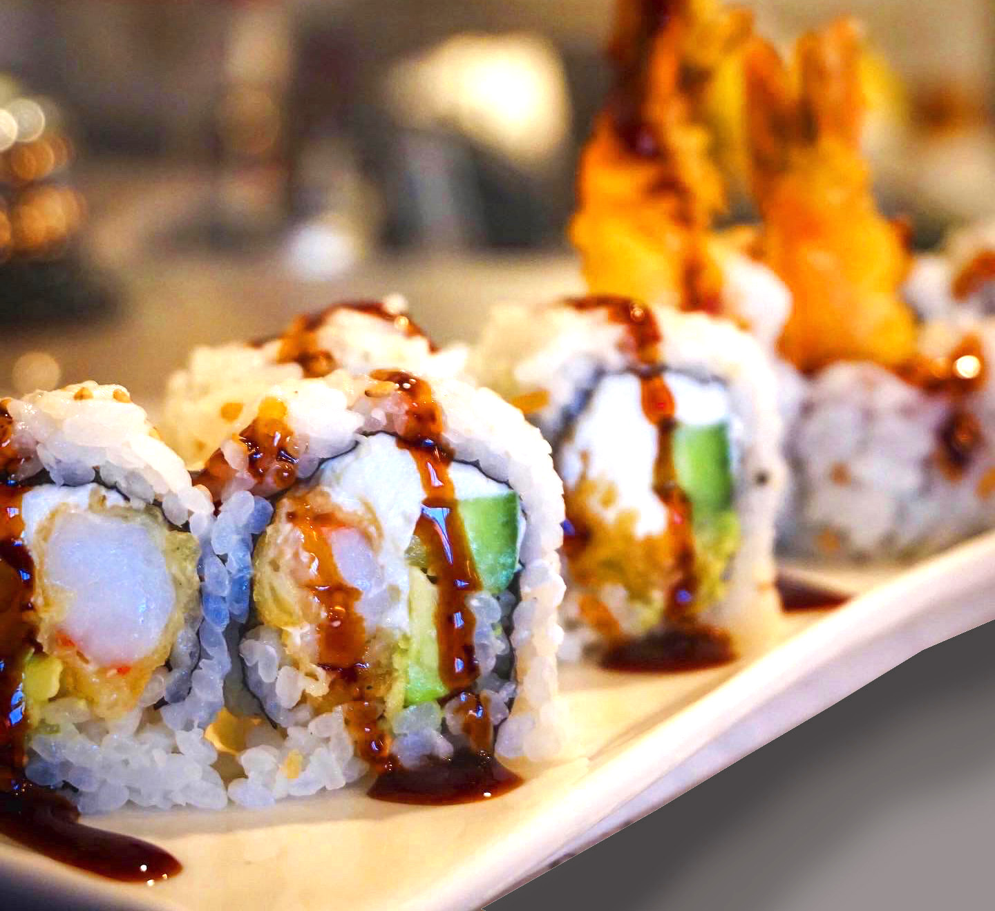 Order Shrimp Tempura Roll food online from Moto Azabu Sushi Bar & Grill store, Marina Del Rey on bringmethat.com