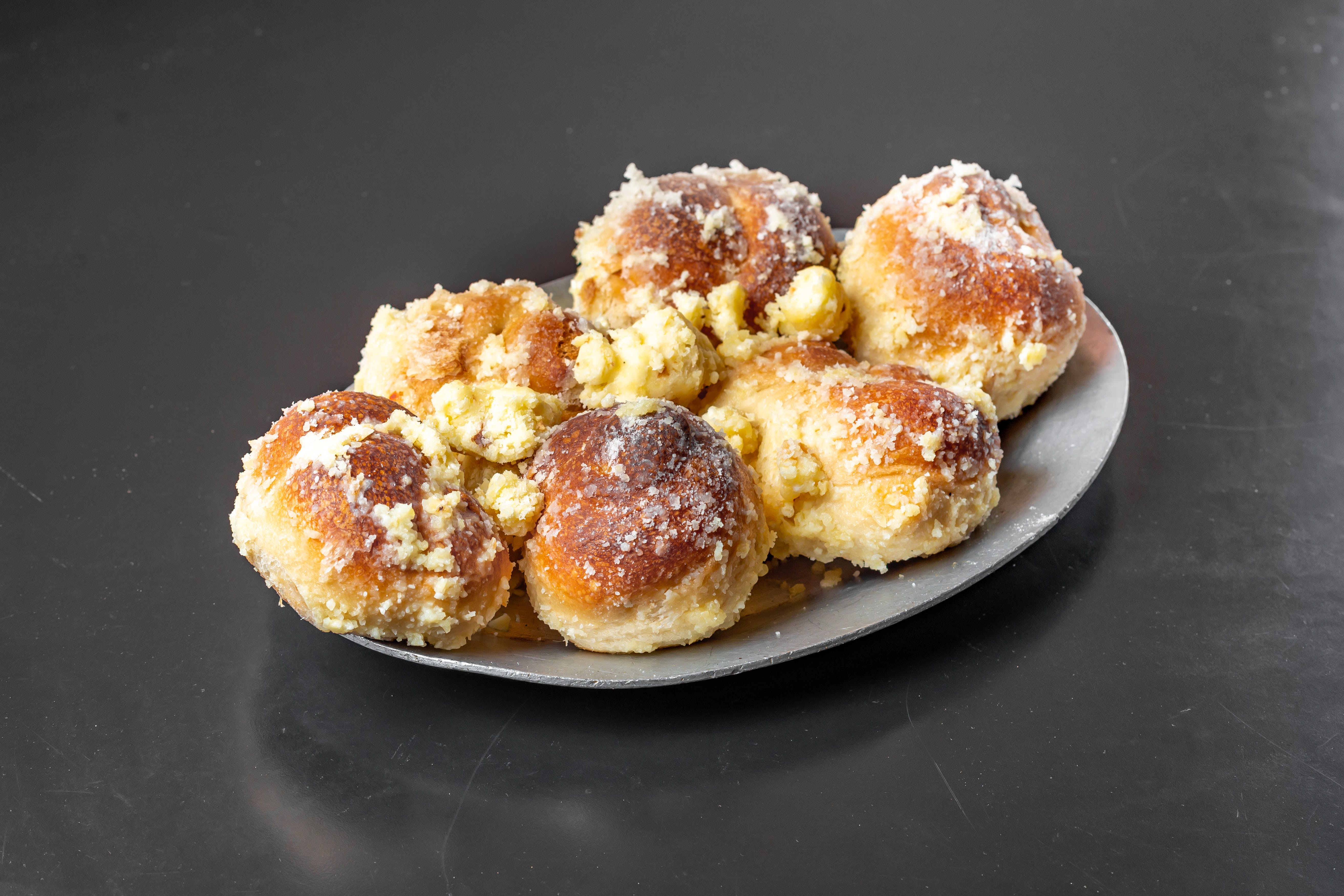 Order Garlic Knots - 6 Pieces food online from Little Italy store, Washington on bringmethat.com