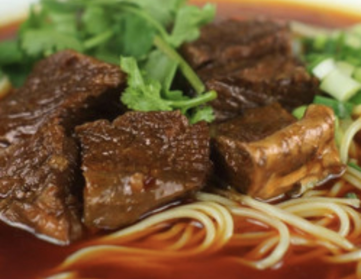 Order Braised Short Spare Ribs Noodle Soup 红烧排骨汤面 food online from Orient House Chinese Restaurant store, Madison on bringmethat.com