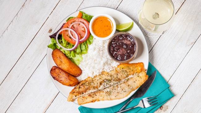 Order Grilled Fish Entree food online from Papi Cuban store, Kennesaw on bringmethat.com