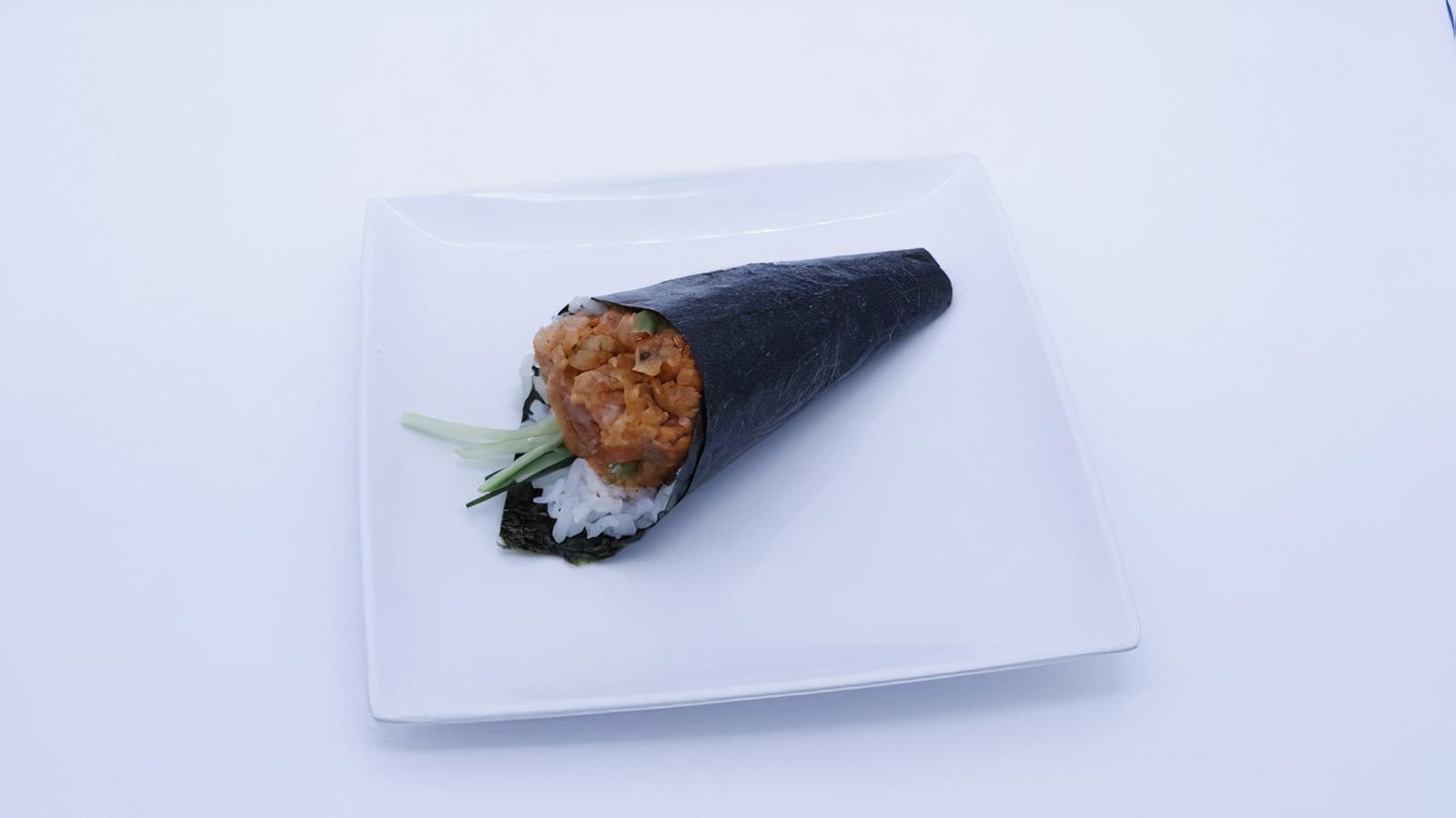 Order Spicy Salmon Hand Roll (1 Piece) food online from Sapporo Revolving Sushi store, Las Vegas on bringmethat.com