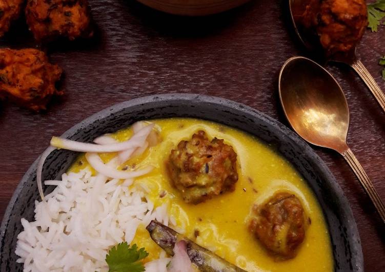 Order Kadi Pakora & Rice food online from Shimla Peppers store, Naperville on bringmethat.com