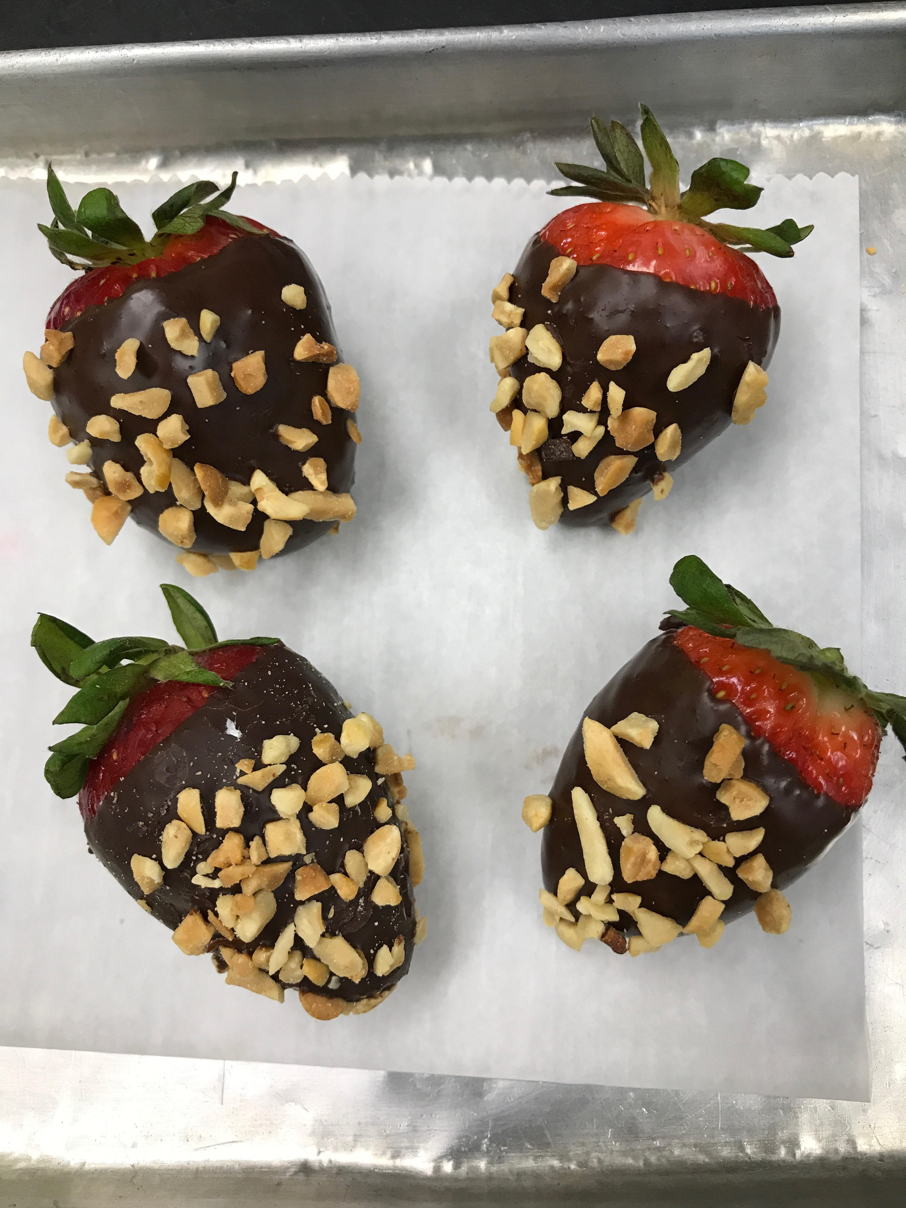 Order 4 Ct- Peanut Chocolate dipped strawberries! food online from Menchie Frozen Yogurt store, League City on bringmethat.com