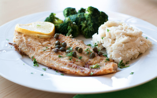 Order Fillet of Sole Lemon and Caper food online from Michelangelo Ristorante store, Los Angeles on bringmethat.com